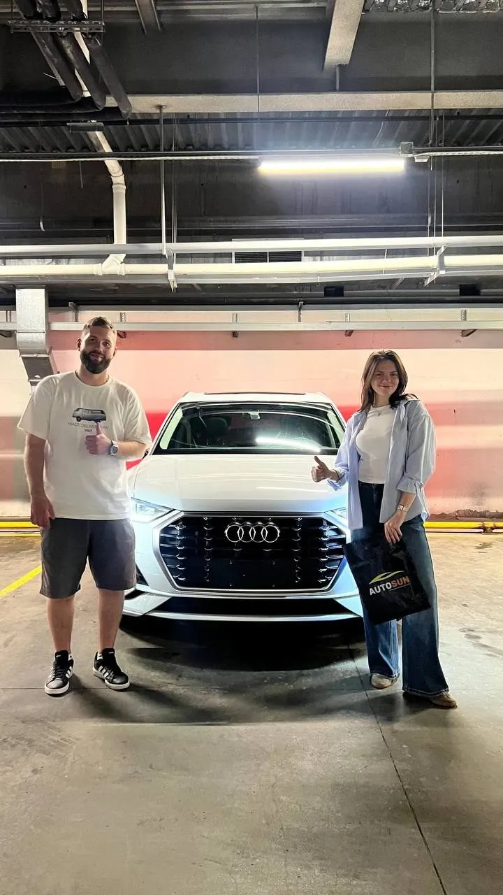 Audi Q3 в день выдачи, клиент Светлана